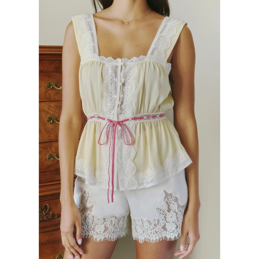 NWT Sorella Avita Velvet Ribbon Lace Trim Top in Butter Yellow - Size 4